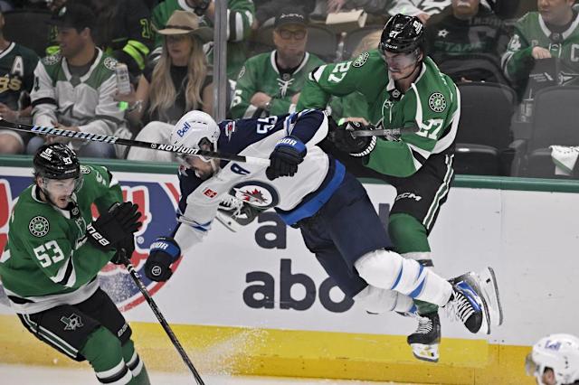 Neljä tuttua joukkuetta NHL:n välieriin